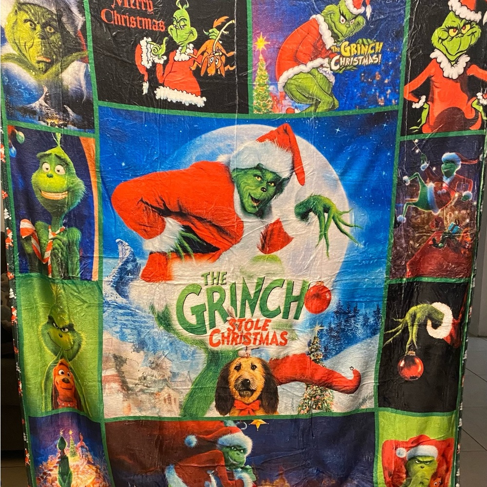 COPY - Grinch throw blanket